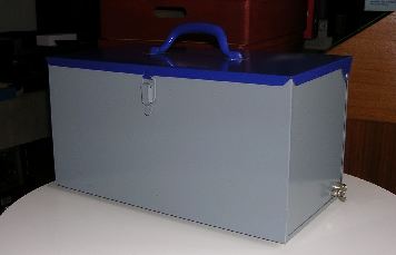 geschlossenener Kurzwellenkoffer